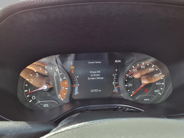 Photo of 2023 Bright White Clearcoat Jeep Compass