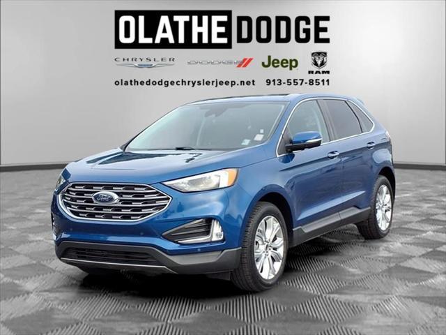 Photo of 2022 Blue Ford Edge
