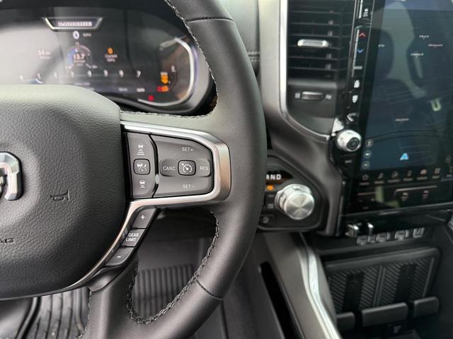 Photo of 2025 Diamond Black Crystal Pearlcoat RAM 1500