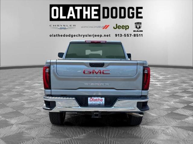 Photo of 2025 Sterling Metallic GMC Sierra 2500