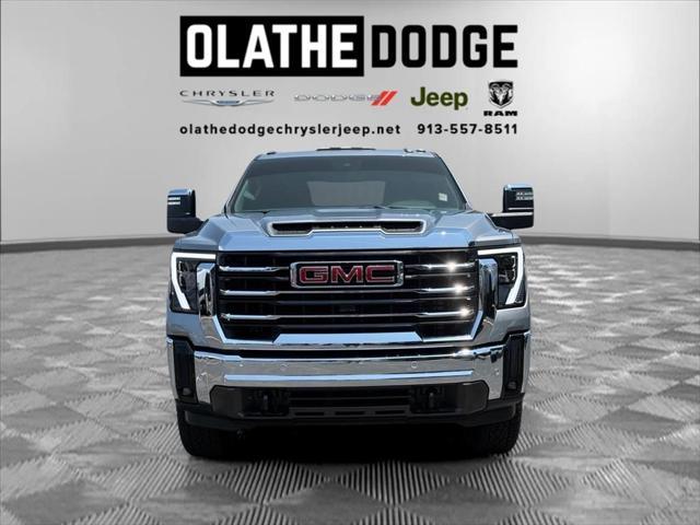 Photo of 2025 Sterling Metallic GMC Sierra 2500