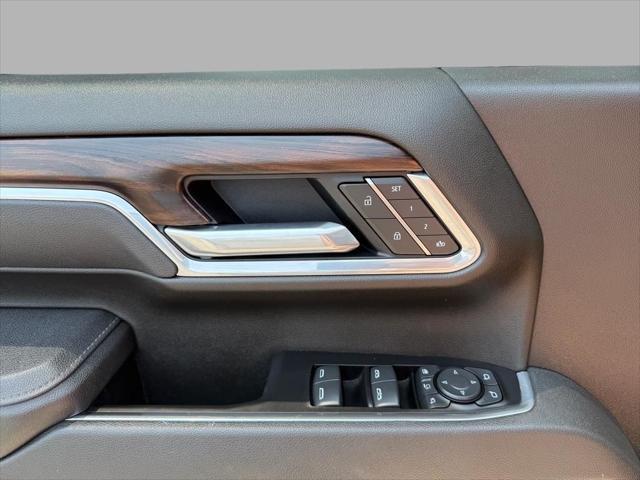 Photo of 2025 Sterling Metallic GMC Sierra 2500