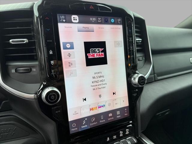 Photo of 2025 Diamond Black Crystal Pearlcoat RAM 2500