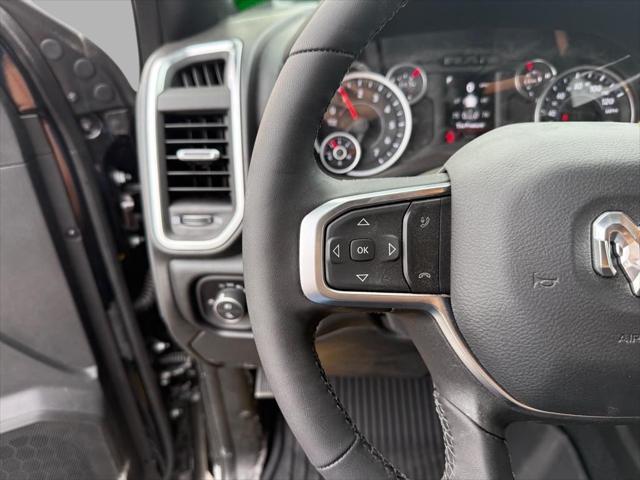 Photo of 2025 Diamond Black Crystal Pearlcoat RAM 2500