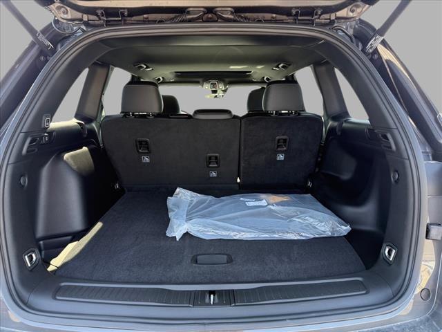 Photo of 2025 Baltic Gray Metallic Clearcoat Jeep Grand Cherokee