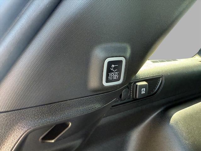 Photo of 2025 Baltic Gray Metallic Clearcoat Jeep Grand Cherokee