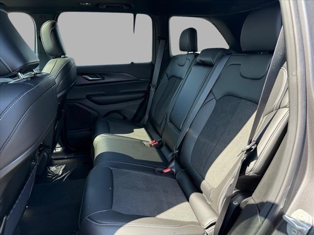 Photo of 2025 Baltic Gray Metallic Clearcoat Jeep Grand Cherokee