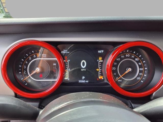 Photo of 2021 Bright White Clearcoat Jeep Gladiator