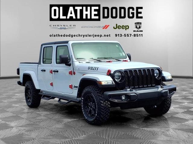 Photo of 2021 Bright White Clearcoat Jeep Gladiator