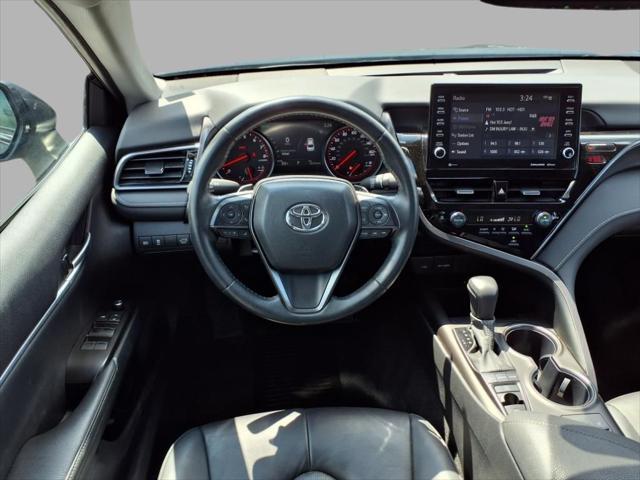 Photo of 2024 Midnight Black Metallic Toyota Camry