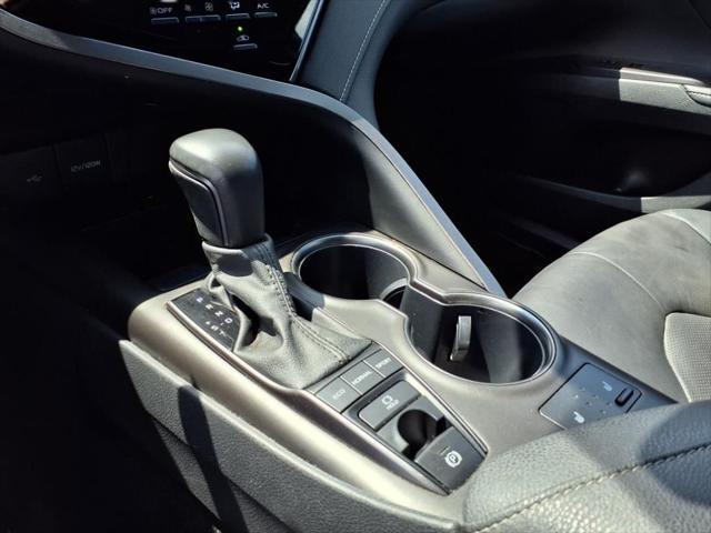 Photo of 2024 Midnight Black Metallic Toyota Camry
