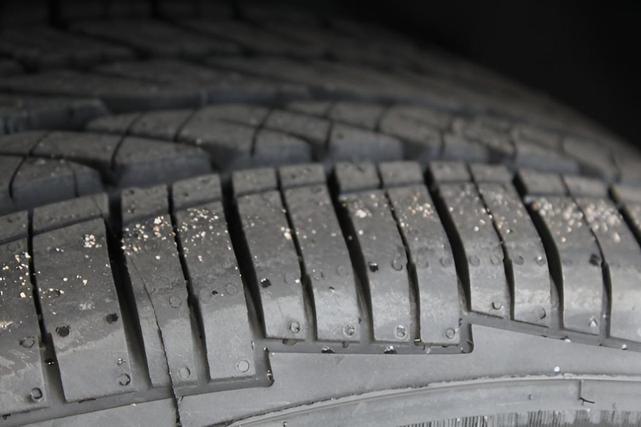 Photo of 2024 Magnetite Gray Metallic Subaru Forester