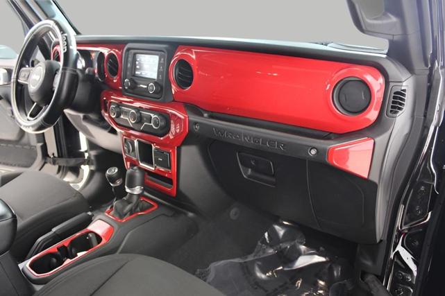 Photo of 2021 Black Jeep Wrangler