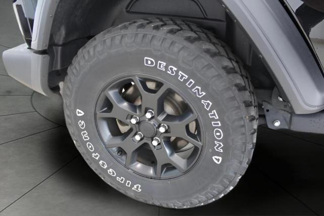 Photo of 2021 Black Jeep Wrangler