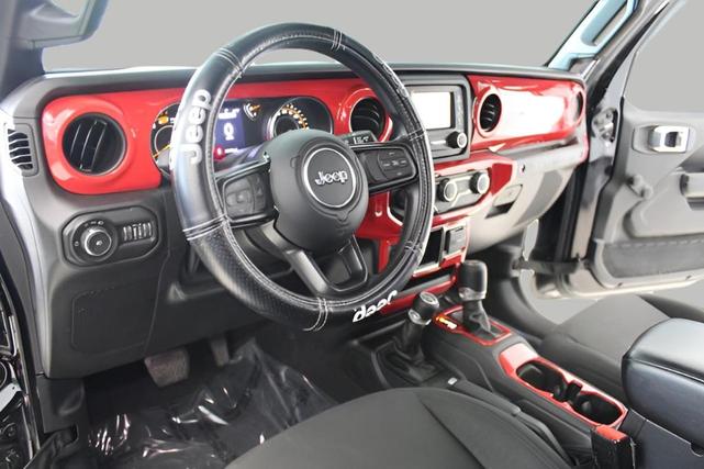 Photo of 2021 Black Jeep Wrangler