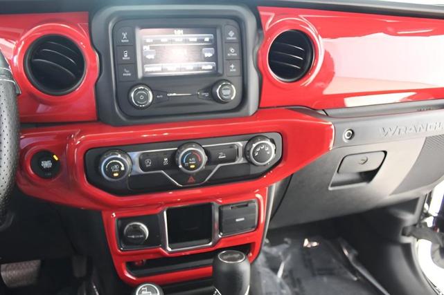 Photo of 2021 Black Jeep Wrangler