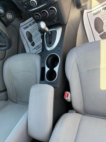 Photo of 2013 Black Nissan Rogue