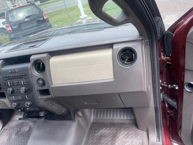 Photo of 2009 Burgundy Ford F-150