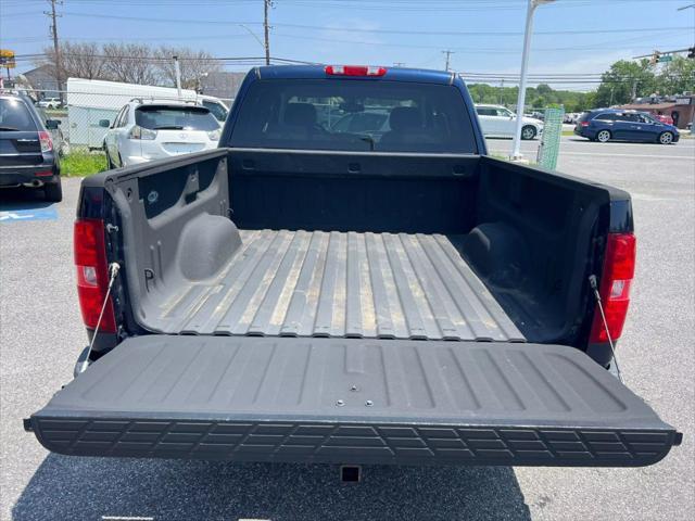 Photo of 2011 Imperial Blue Metallic Chevrolet Silverado 1500