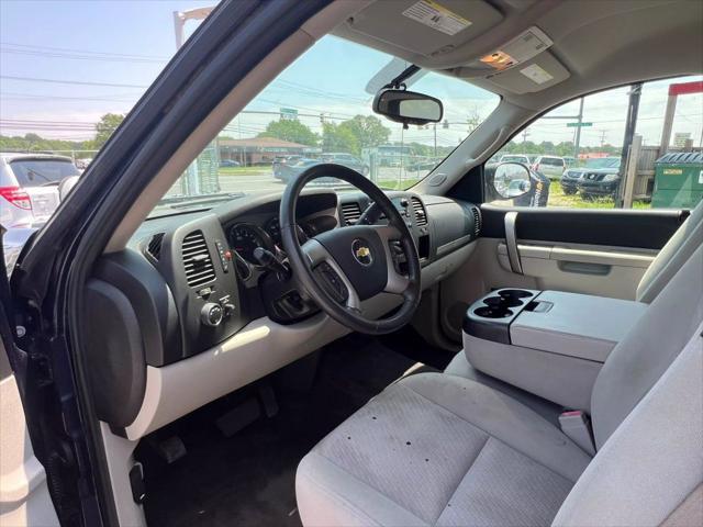 Photo of 2011 Imperial Blue Metallic Chevrolet Silverado 1500