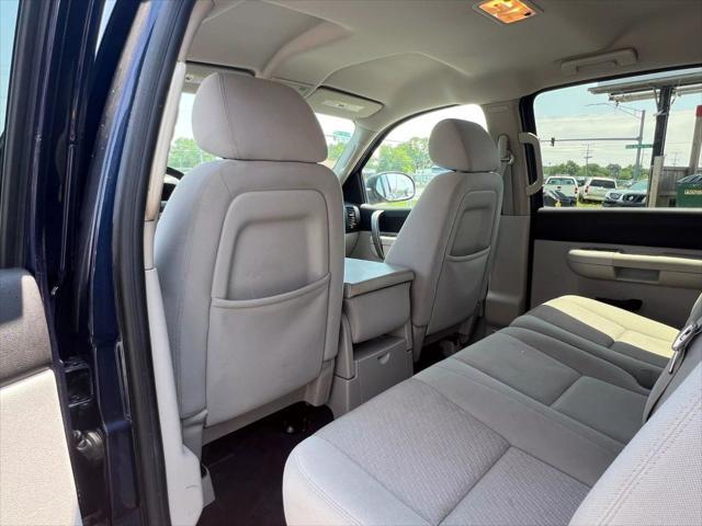 Photo of 2011 Imperial Blue Metallic Chevrolet Silverado 1500