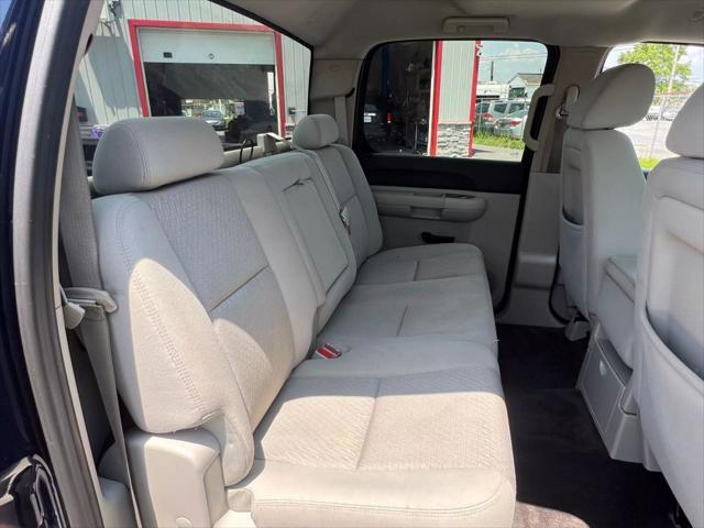 Photo of 2011 Imperial Blue Metallic Chevrolet Silverado 1500