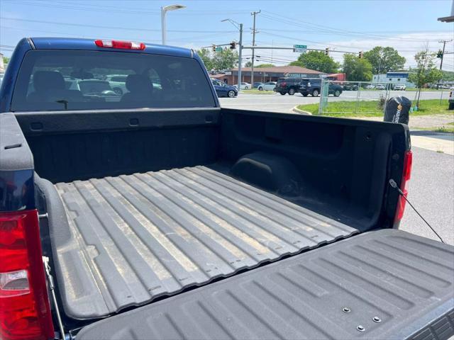 Photo of 2011 Imperial Blue Metallic Chevrolet Silverado 1500