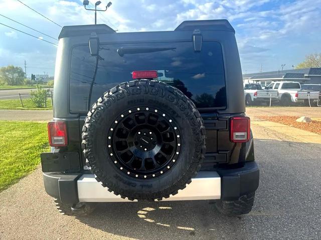 Photo of 2015 Black Jeep Wrangler Unlimited