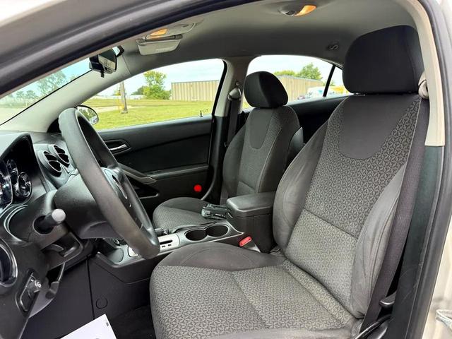 Photo of 2008 Liquid Silver Metallic Pontiac G6