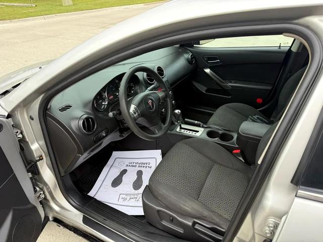Photo of 2008 Liquid Silver Metallic Pontiac G6