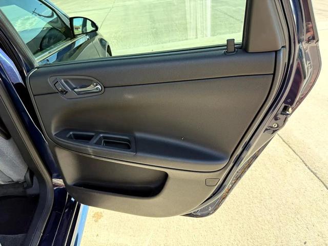 Photo of 2011 Imperial Blue Metallic Chevrolet Impala