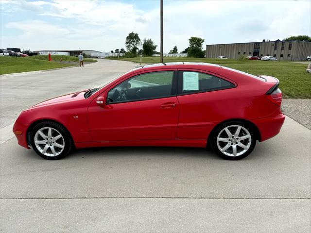 Photo of 2003 RED Mercedes-Benz C-Class