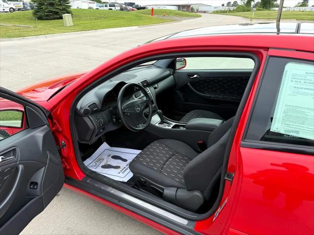 Photo of 2003 RED Mercedes-Benz C-Class