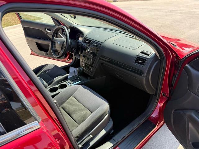 Photo of 2008 Redfire Clearcoat Metallic Ford Fusion