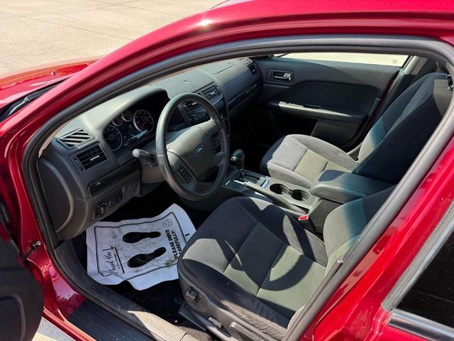 Photo of 2008 Redfire Clearcoat Metallic Ford Fusion