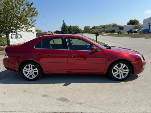 Photo of 2008 Redfire Clearcoat Metallic Ford Fusion