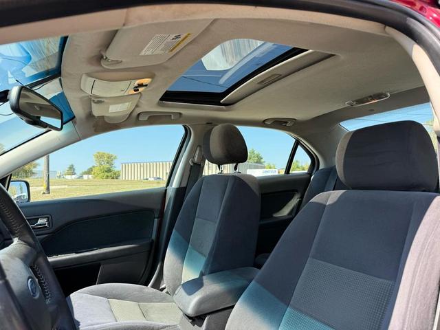 Photo of 2008 Redfire Clearcoat Metallic Ford Fusion