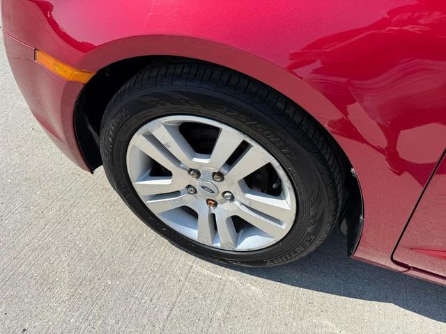 Photo of 2008 Redfire Clearcoat Metallic Ford Fusion