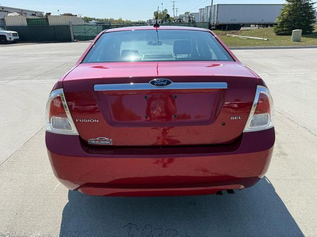 Photo of 2008 Redfire Clearcoat Metallic Ford Fusion