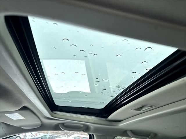 Photo of 2016 Black Clearcoat Jeep Compass