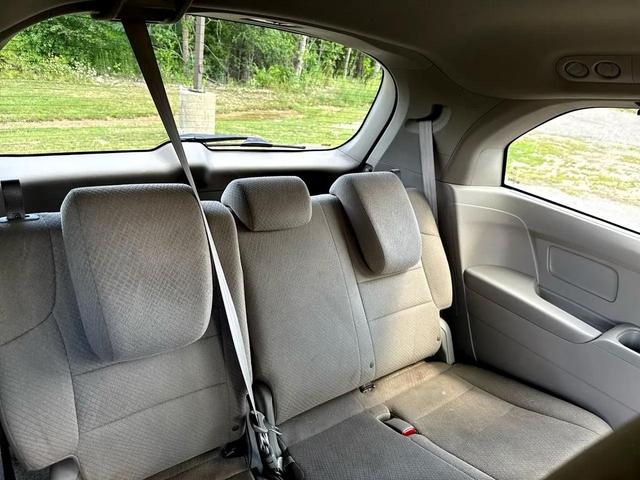 Photo of 2016 White Diamond Pearl Honda Odyssey