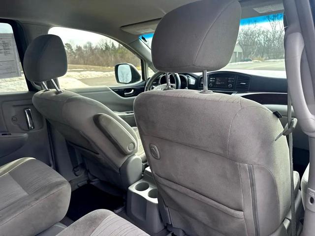 Photo of 2014 Gun Metallic Nissan Quest