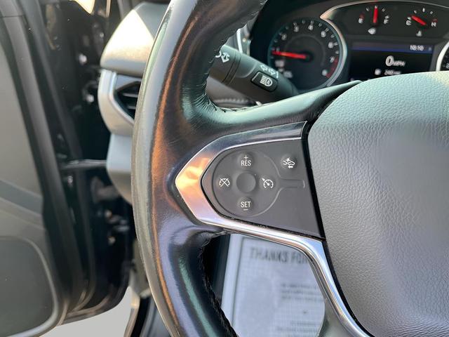 Photo of 2022 Mosaic Black Metallic Chevrolet Traverse