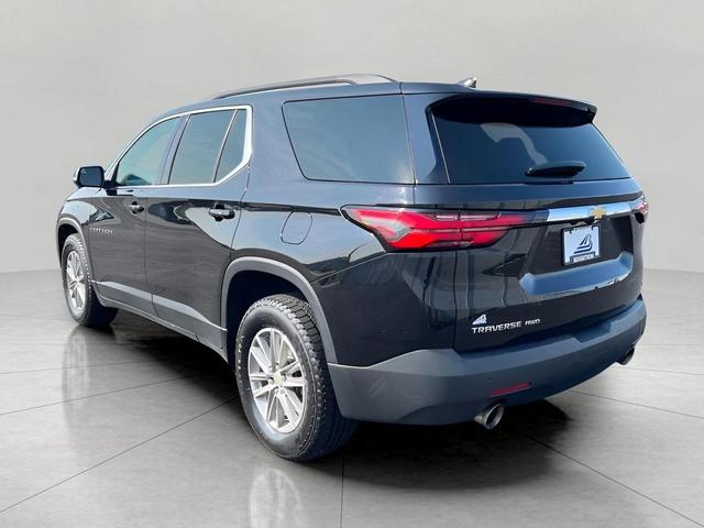 Photo of 2022 Mosaic Black Metallic Chevrolet Traverse