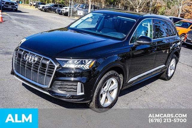 Photo of 2024 Mythos Black Metallic Audi Q7