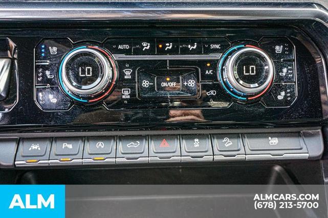 Photo of 2023 Summit White GMC Sierra 1500
