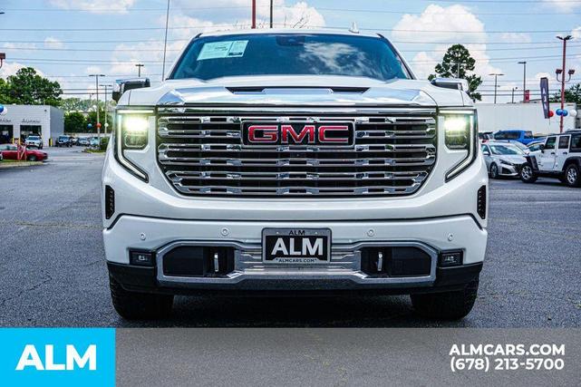 Photo of 2023 Summit White GMC Sierra 1500