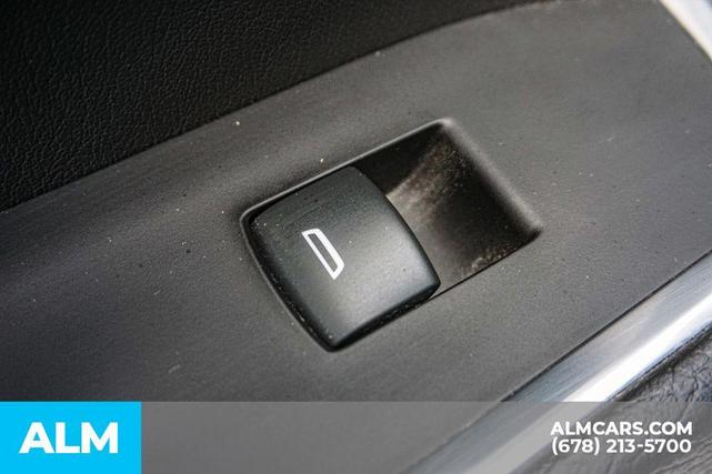 Photo of 2023 Summit White GMC Sierra 1500