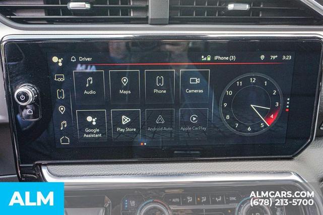 Photo of 2023 Summit White GMC Sierra 1500