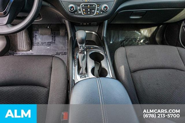 Photo of 2024 Summit White Chevrolet Malibu